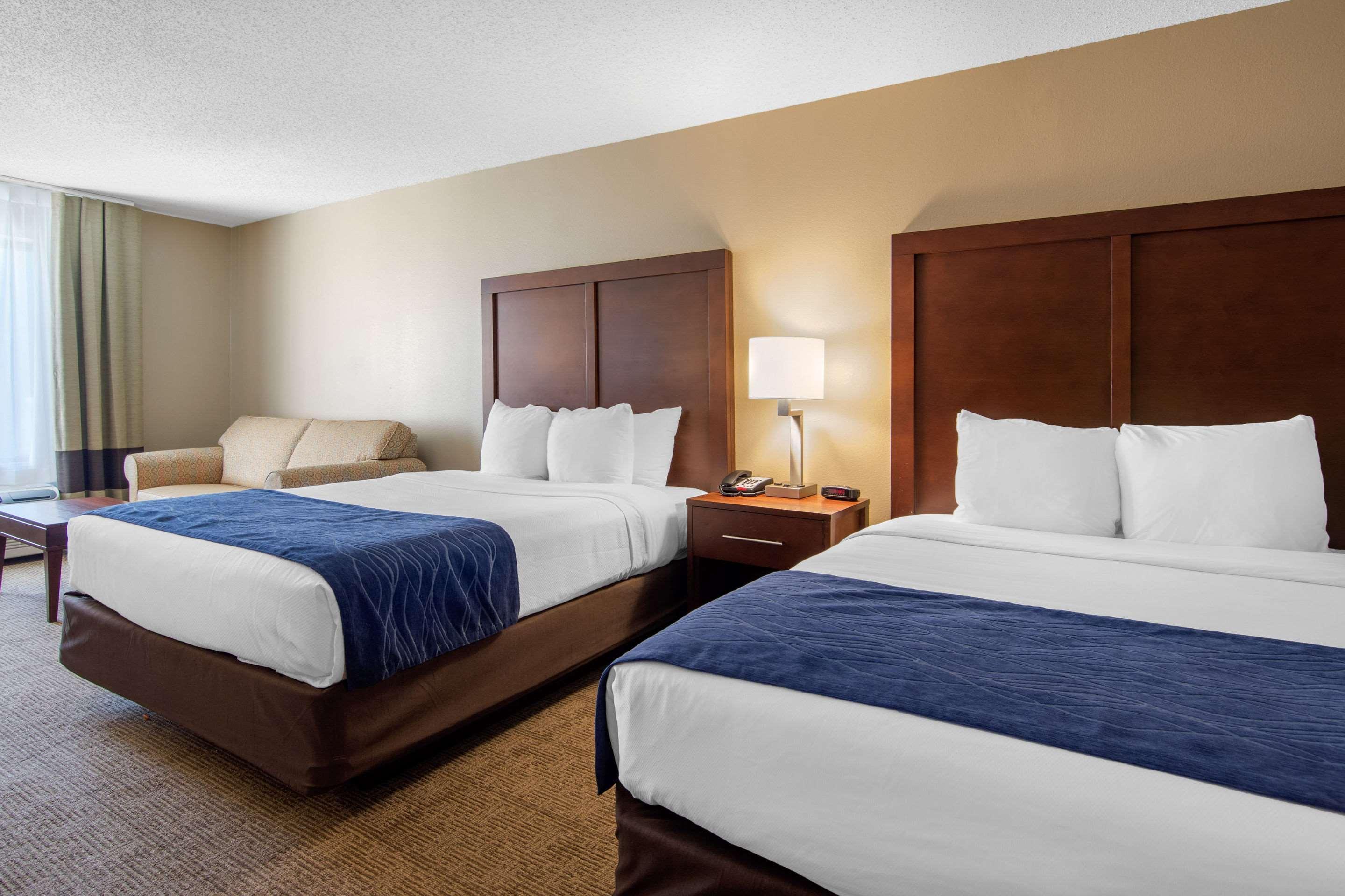 Comfort Inn & Suites Cooperstown - Milford Екстер'єр фото