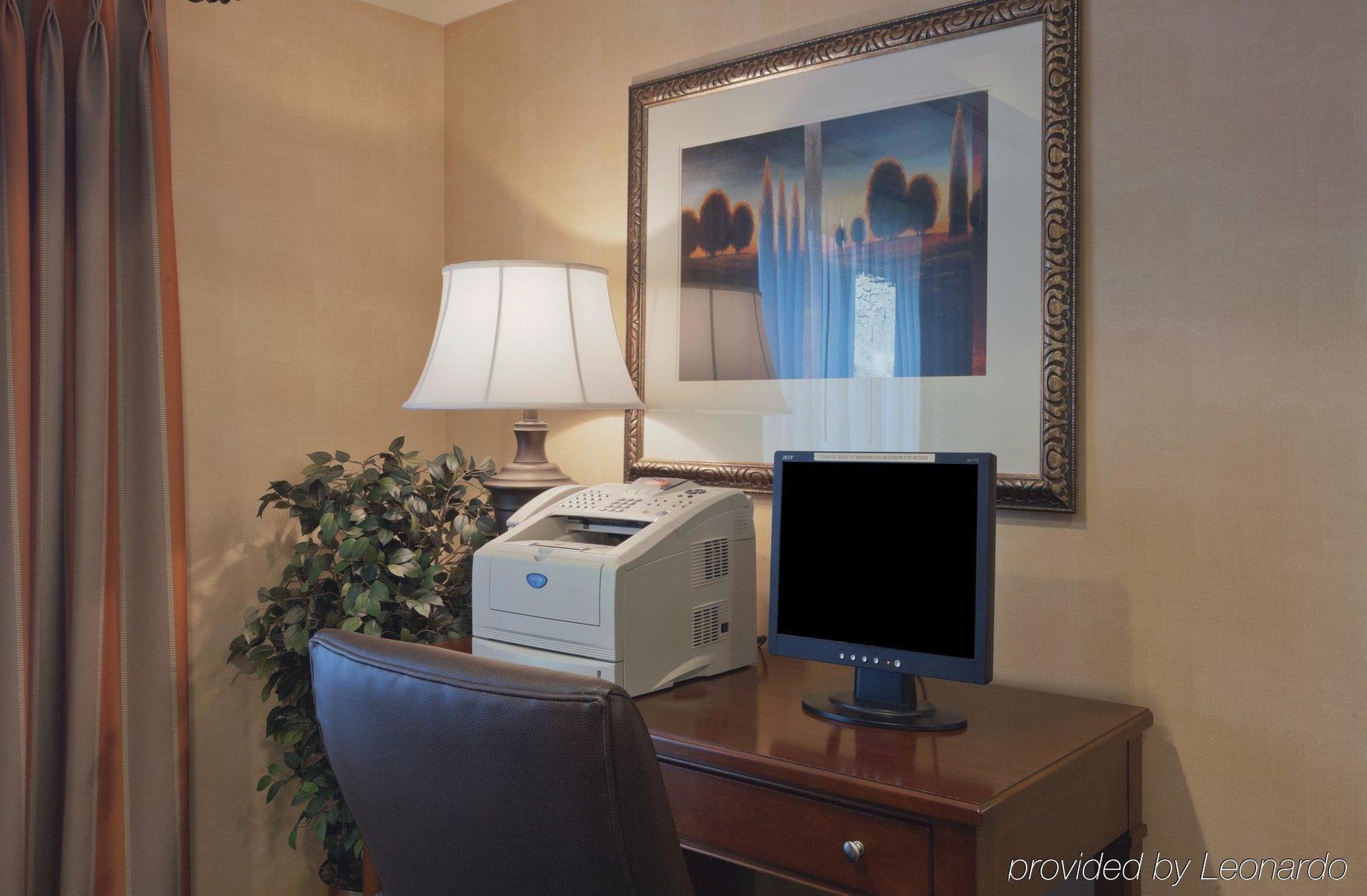 Comfort Inn & Suites Cooperstown - Milford Екстер'єр фото